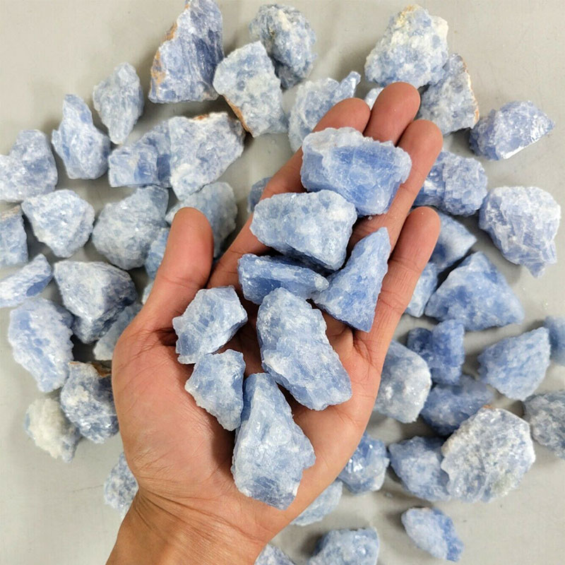 Raw blue celestite